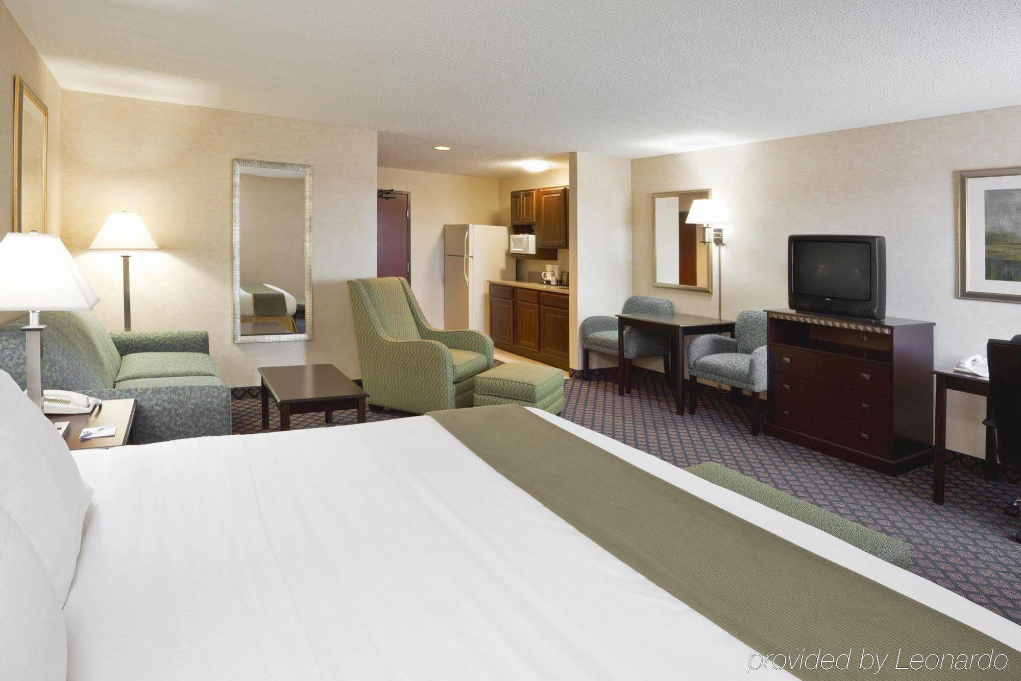 Holiday Inn Express Hotel & Suites Delaware-Columbus Area, An Ihg Hotel Sunbury Экстерьер фото